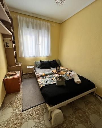 Gemuetliches Zimmer "Gold" Fuer 2 Personen Und Katzenliebhaber Valence Extérieur photo