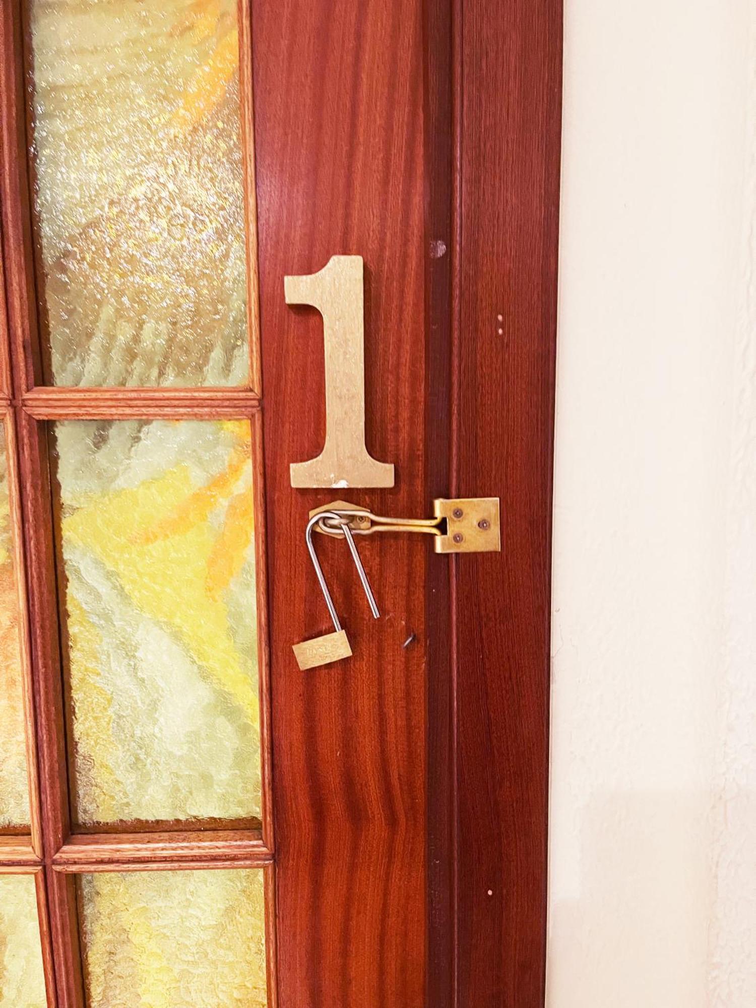 Gemuetliches Zimmer "Gold" Fuer 2 Personen Und Katzenliebhaber Valence Extérieur photo